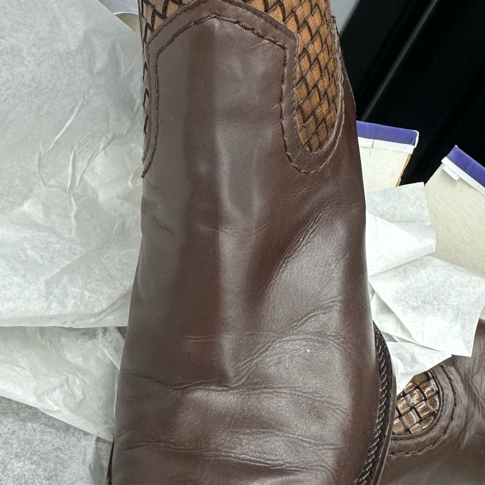 Stuart Weitzman leather boots 👢 - Picture 8 of 8